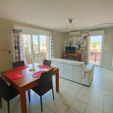 Apartment Parvis : Calme, Vue, Elegant, Spacieux, Securise Et