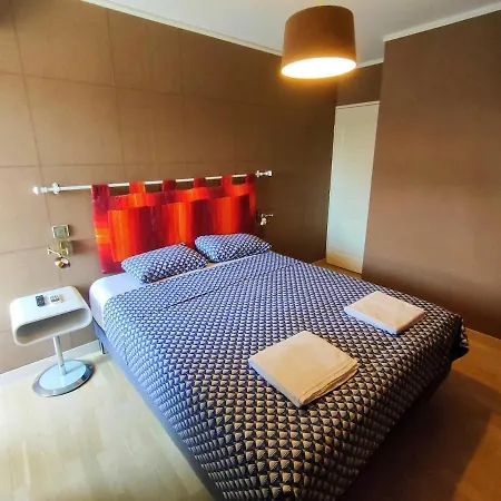 Parvis : Calme, Vue, Elegant, Spacieux, Securise Et Agde